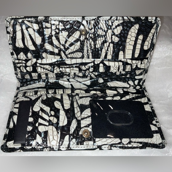 Brahmin Ady, Daisy Batik Melbourne, NWT - Picture 3 of 11